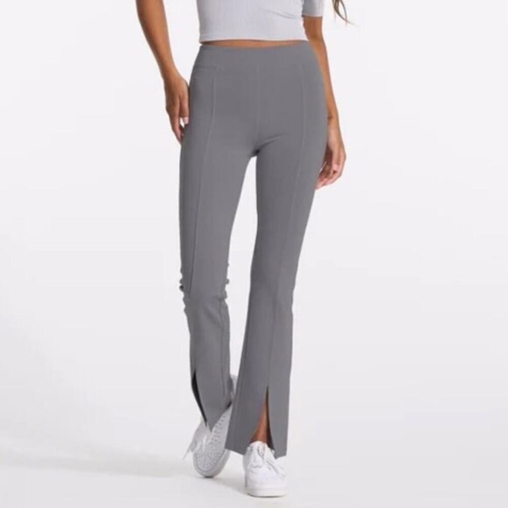 Vuori Women’s Gray Lux Rib Split High Rise Leggings Size Small- Athleisure, Gym